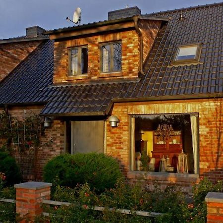 Ferienwohnung In Peetzig Am See Angermunde Exteriör bild
