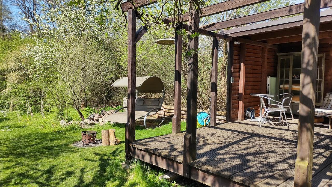 Ferienwohnung In Peetzig Am See Angermunde Exteriör bild